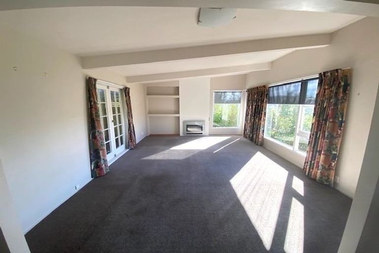 Photo of property in 8 Arapiko Street, Johnsonville, Wellington, 6037