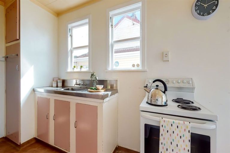 Photo of property in 15 Grierson Street, Naenae, Lower Hutt, 5011