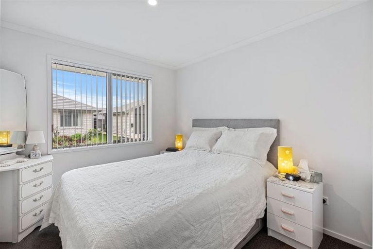 Photo of property in 12 Crest Way, Papamoa, 3118