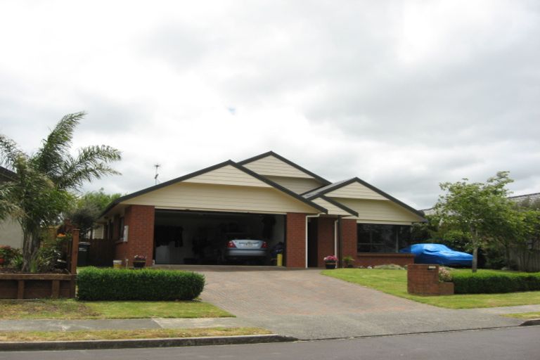Photo of property in 17 Sunset Drive, Pukekohe, 2120