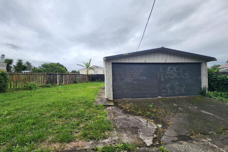 Photo of property in 11 Eastburn Street, Papakura, 2110