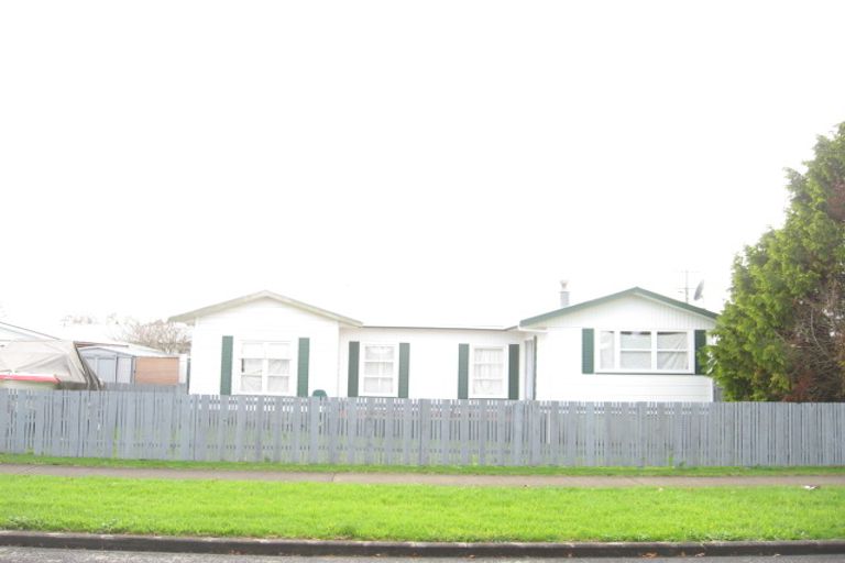 Photo of property in 1/1 Marr Road, Manurewa, Auckland, 2102