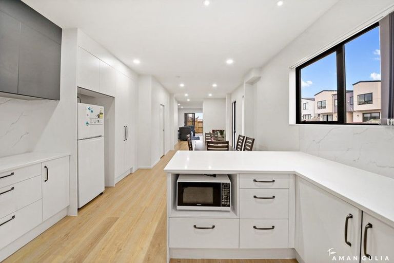 Photo of property in 72 Minhas Road, Papakura, 2110