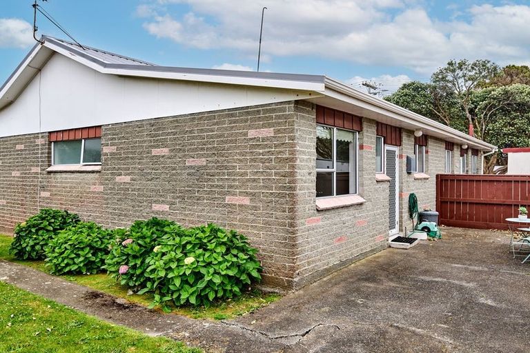 Photo of property in 2/10 Rex Street, Miramar, Wellington, 6022