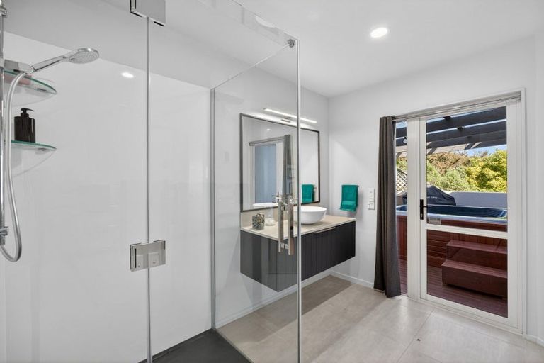 Photo of property in 18 Ledbury Road, Atawhai, Nelson, 7010