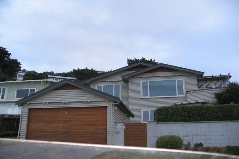 Photo of property in 18 Pinnacle Street, Seatoun, Wellington, 6022