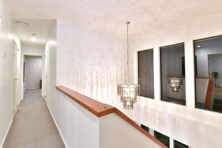 Photo of property in 20 John Road, Stanmore Bay, Whangaparaoa, 0932