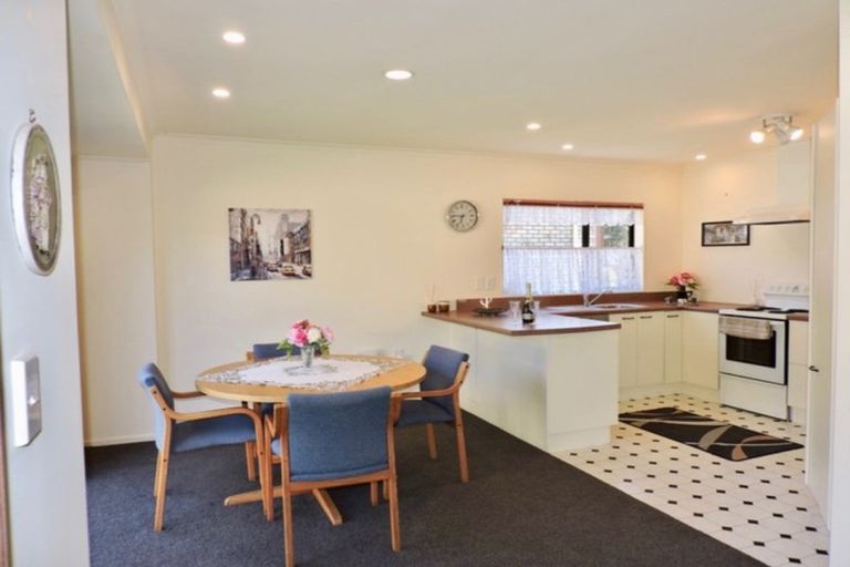 Photo of property in Redwood Village, 39/42 Main Road, Tawa, Wellington, 5028