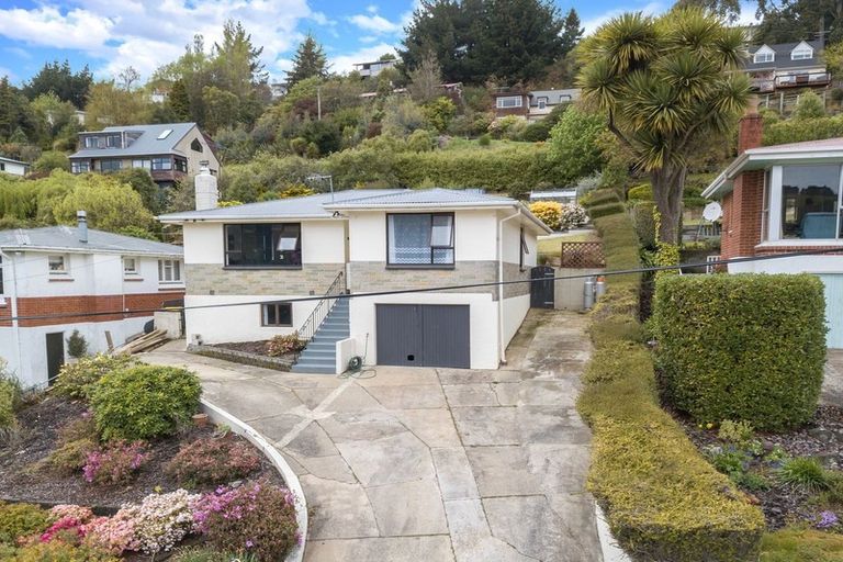 Photo of property in 64 Hocken Street, Kenmure, Dunedin, 9011