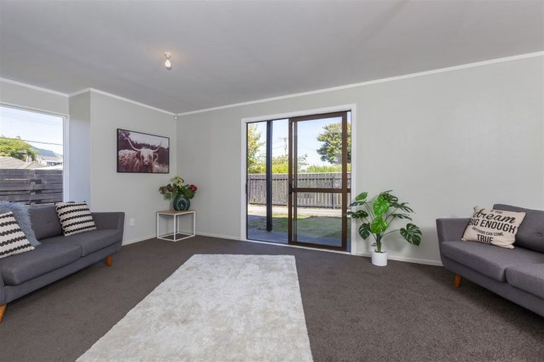 Photo of property in 11a Warrimoo Street, Paraparaumu, 5032