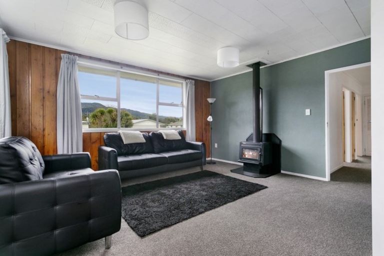 Photo of property in 21 Runuku Grove, Turangi, 3334