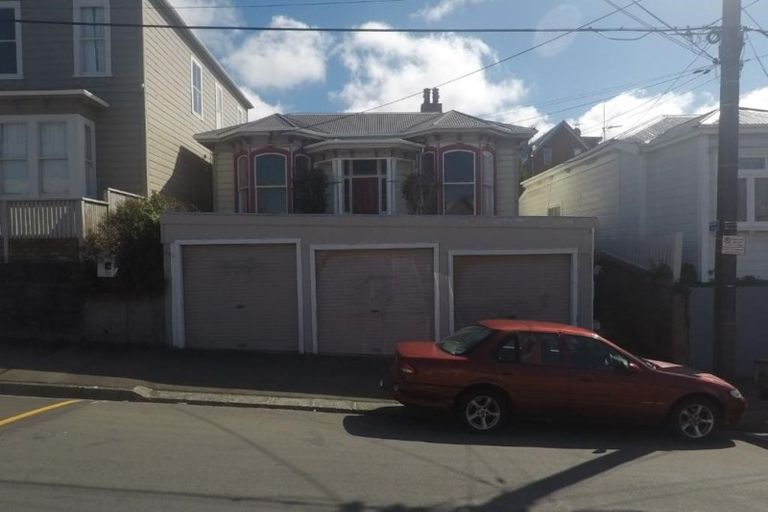 Photo of property in 250 Adelaide Road, Newtown, Wellington, 6021