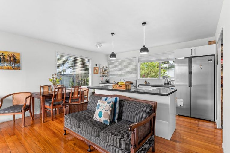 Photo of property in 170 One Tree Point Road, One Tree Point, 0118