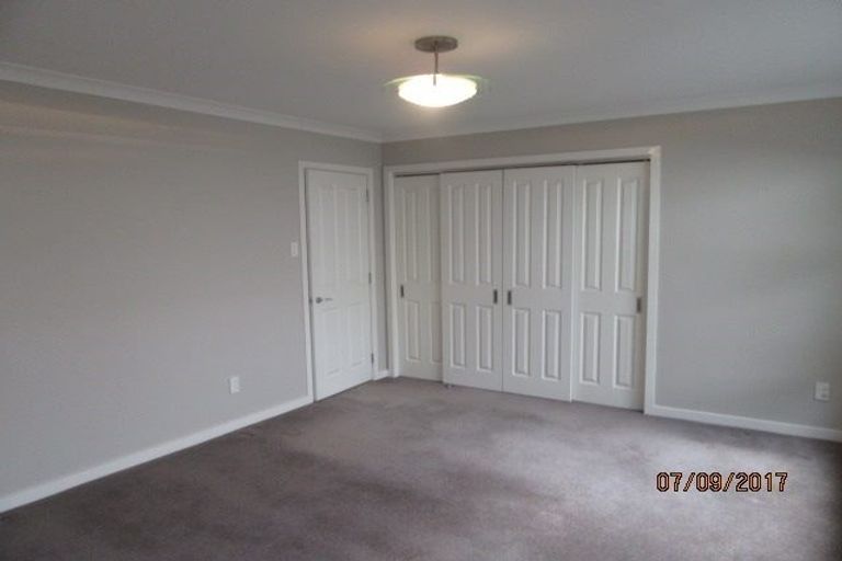 Photo of property in 225 Muritai Road, Eastbourne, Lower Hutt, 5013