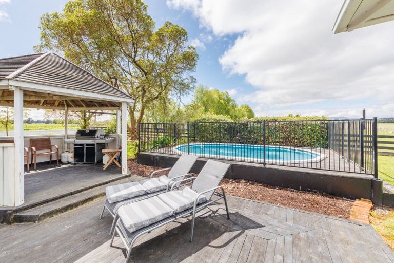 Photo of property in 283 Forlong Road, Colyton, Feilding, 4775