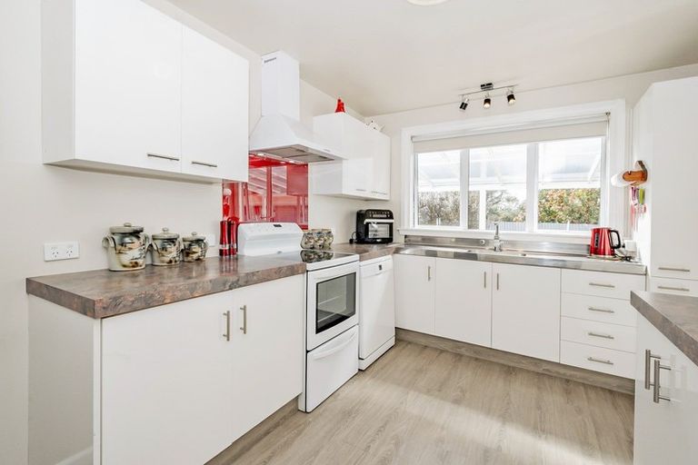 Photo of property in 22 Taumutu Road, Southbridge, 7602