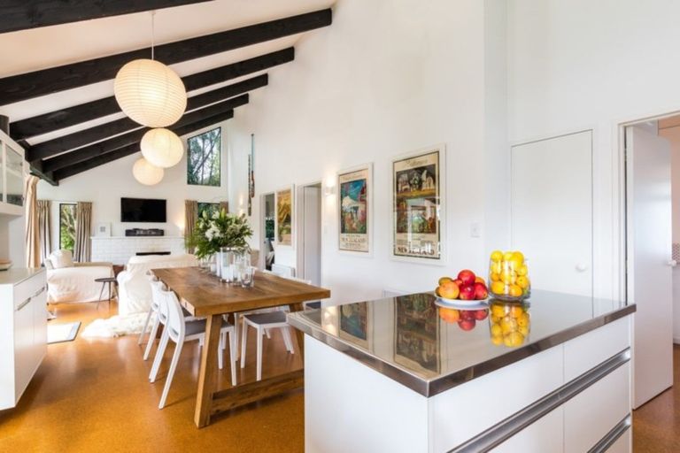 Photo of property in 28 Candu Lane, Kinloch, Taupo, 3377