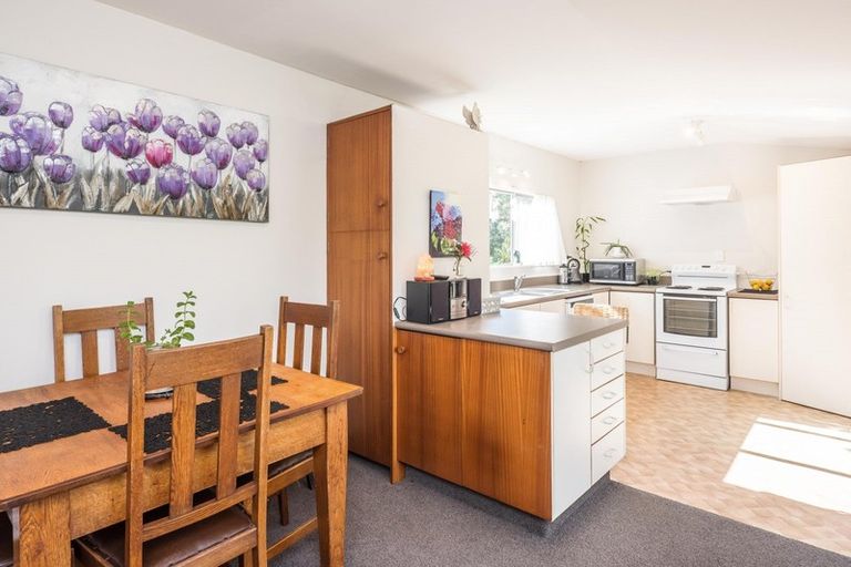 Photo of property in 3 Tainui Street, Raumati Beach, Paraparaumu, 5032