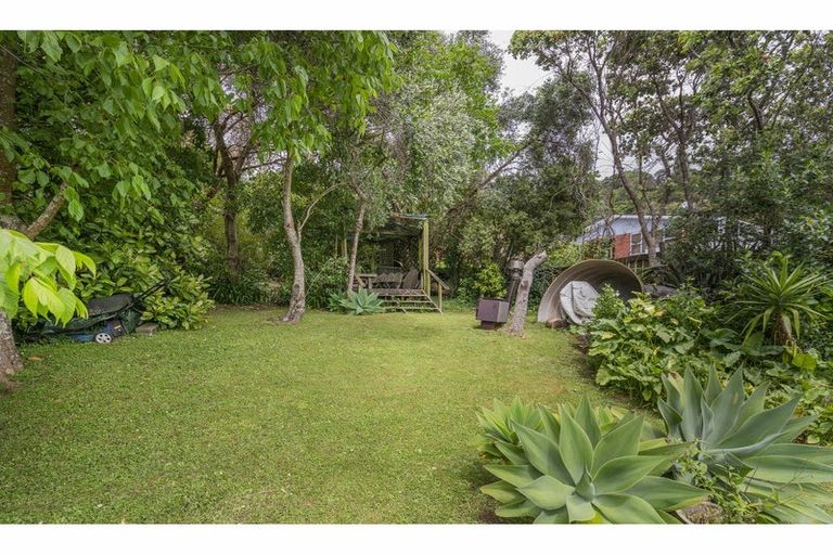 Photo of property in 13 Firth View Road, Te Puru, Thames, 3575