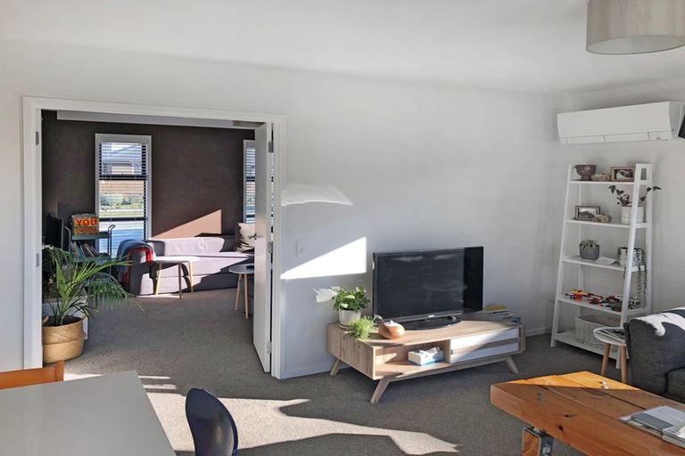 Photo of property in 17 Myles Way, Lower Shotover, Queenstown, 9304