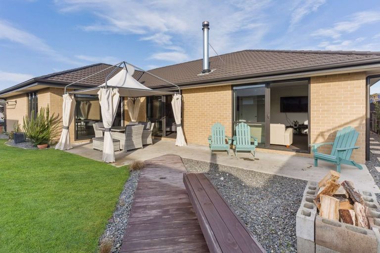 Photo of property in 49 Aroha Street, Pegasus, 7612