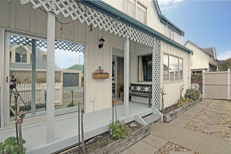 Photo of property in 2 Helena Way, The Wood, Nelson, 7010