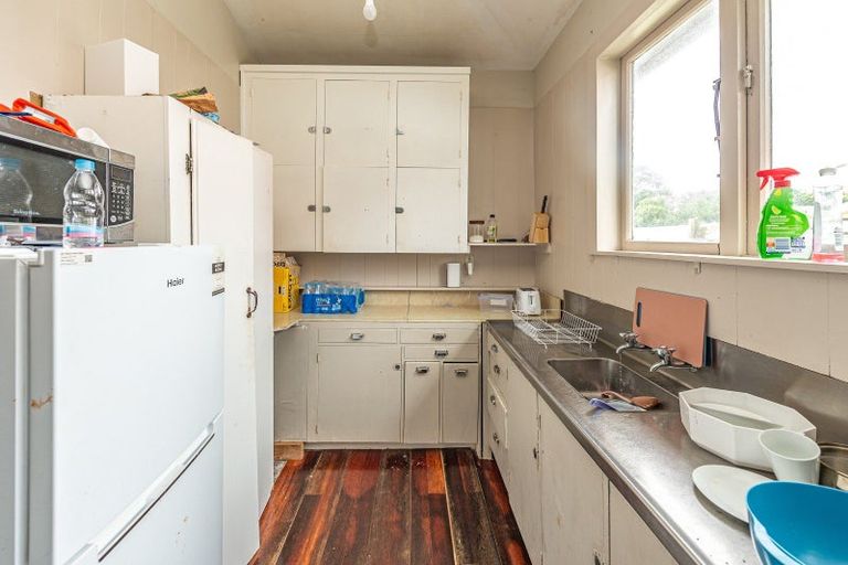 Photo of property in 16 Aotea Street, Castlecliff, Whanganui, 4501