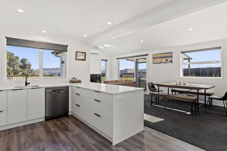 Photo of property in 40 Maru Terrace, Wharewaka, Taupo, 3330