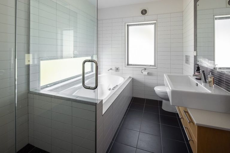 Photo of property in 11 Bowsprit Way, Whitby, Porirua, 5024