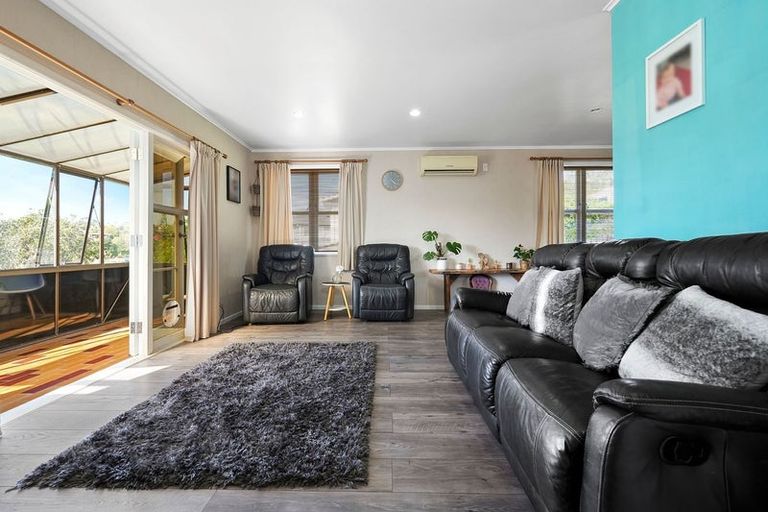 Photo of property in 23 Linwood Avenue, Forrest Hill, Auckland, 0620