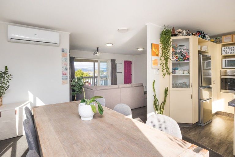 Photo of property in 20 Lydia Place, Kelvin Grove, Palmerston North, 4414