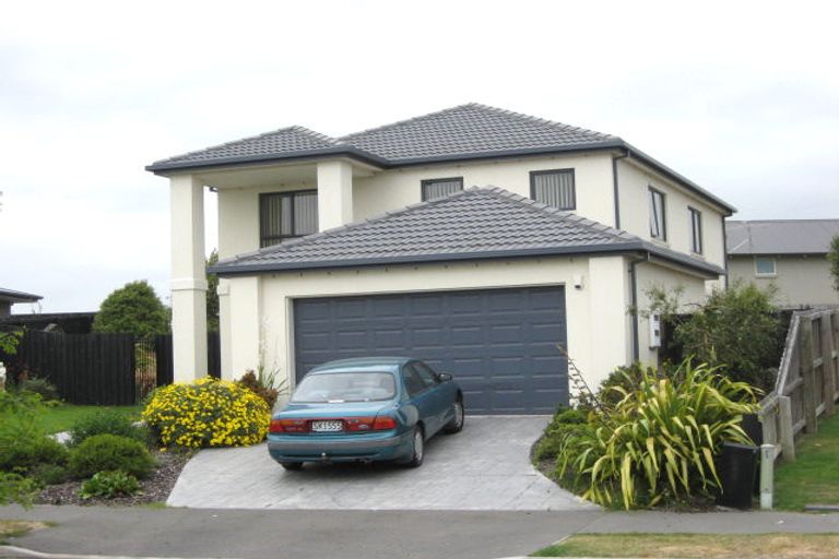 Photo of property in 33 Mahuri Street, Parklands, Christchurch, 8083