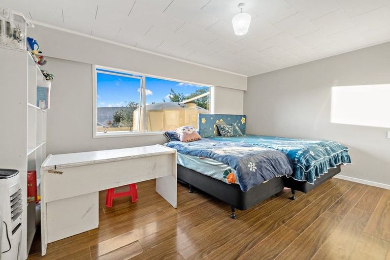 Photo of property in 87 Spur Road, Stillwater, Silverdale, 0993