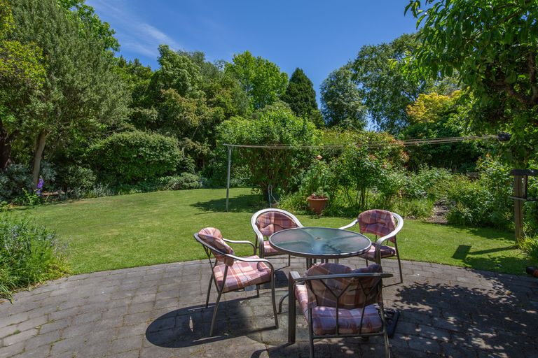 Photo of property in 17 Rountree Street, Upper Riccarton, Christchurch, 8041