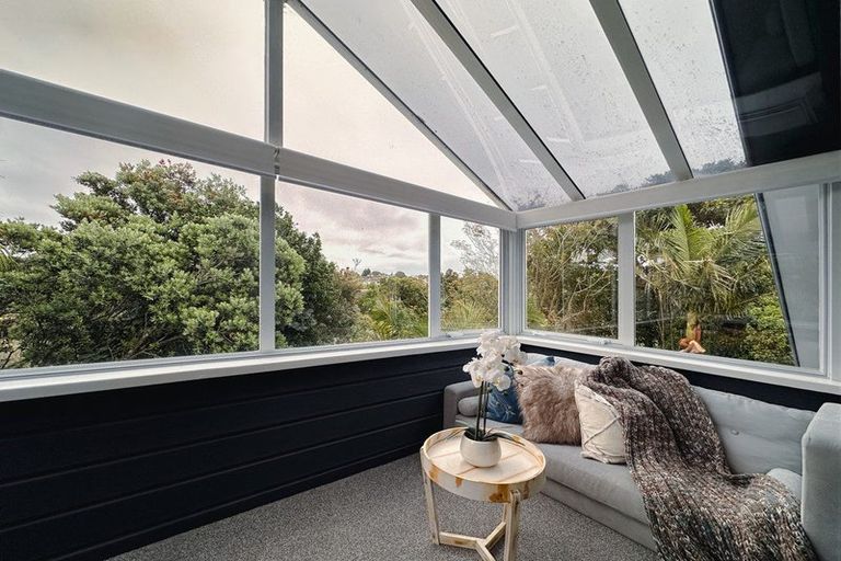 Photo of property in 2/51 John Gill Road, Shelly Park, Auckland, 2014