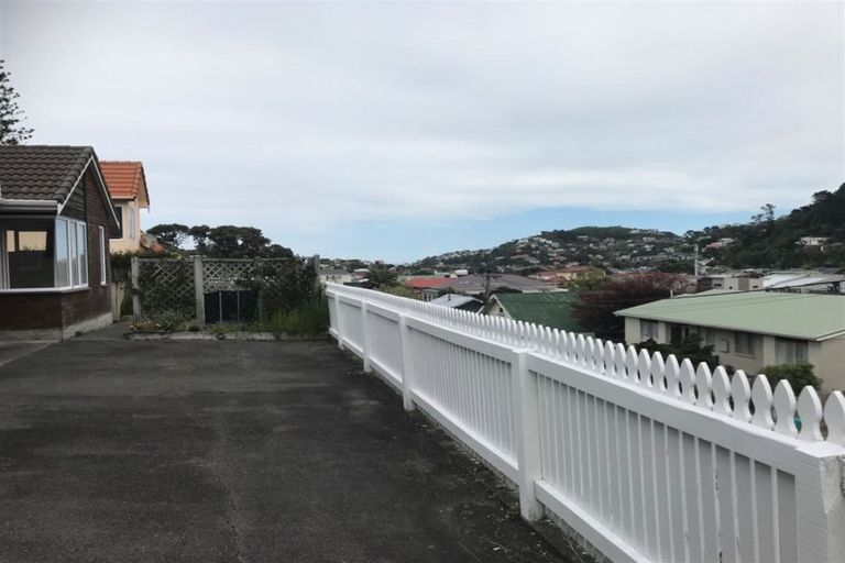 Photo of property in 71 Clyde Street, Island Bay, Wellington, 6023