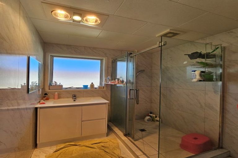 Photo of property in 7 Sandrine Avenue, Clover Park, Auckland, 2019