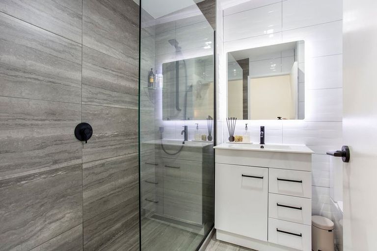 Photo of property in 25/3 Riverside Road, Orewa, 0931