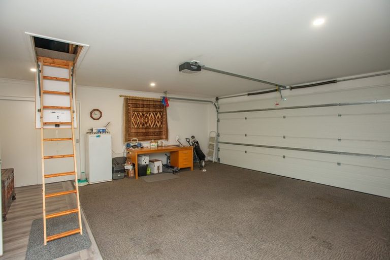Photo of property in 9 Manganui Place, Te Awa, Napier, 4110