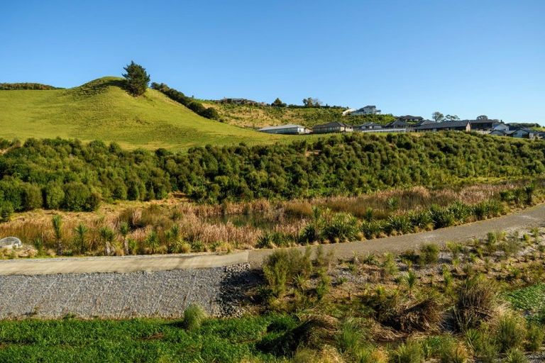 Photo of property in 265 Adler Drive, Ohauiti, Tauranga, 3112