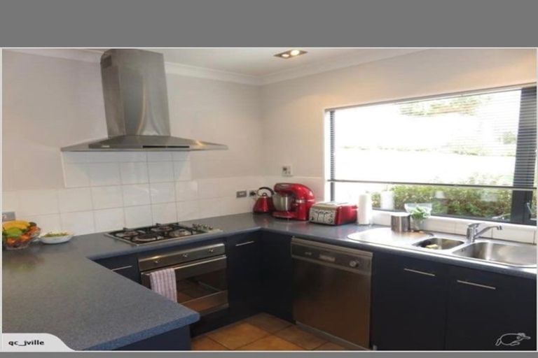 Photo of property in 7 Hetsby Place, Churton Park, Wellington, 6037