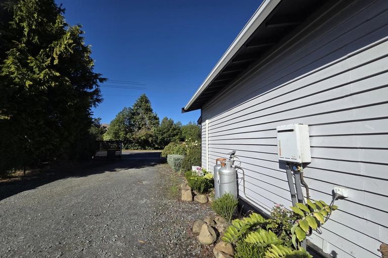 Photo of property in 12 Halsey Street, Clinton, 9534