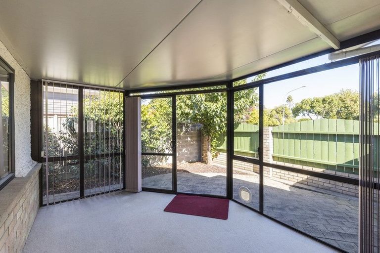 Photo of property in 432 College Street, Hokowhitu, Palmerston North, 4410