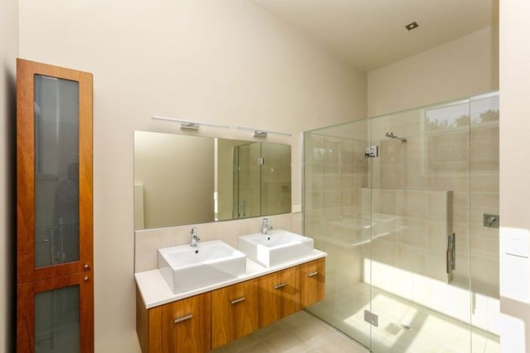 Photo of property in 55b Shelter Grove, Frankleigh Park, New Plymouth, 4310