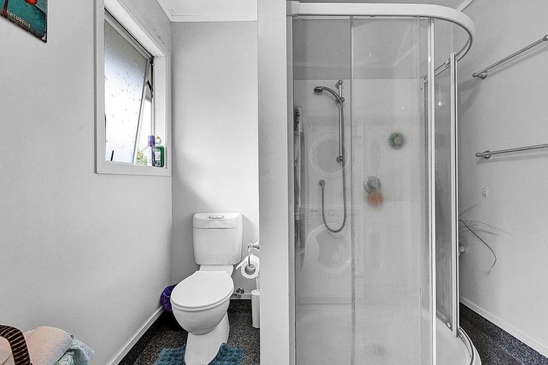 Photo of property in 15b Parsons Street, Vogeltown, New Plymouth, 4310