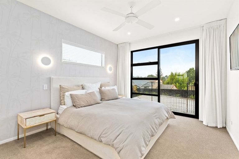 Photo of property in 32a Gledstane Road, Stanmore Bay, Whangaparaoa, 0932