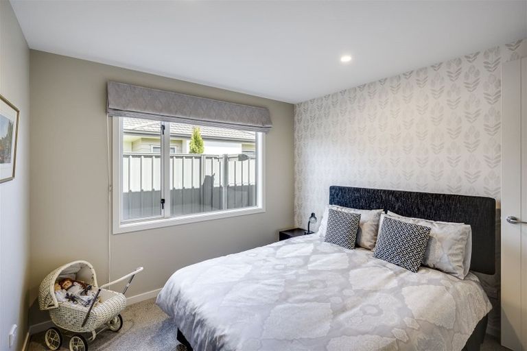 Photo of property in 88 Orotu Drive, Poraiti, Napier, 4112