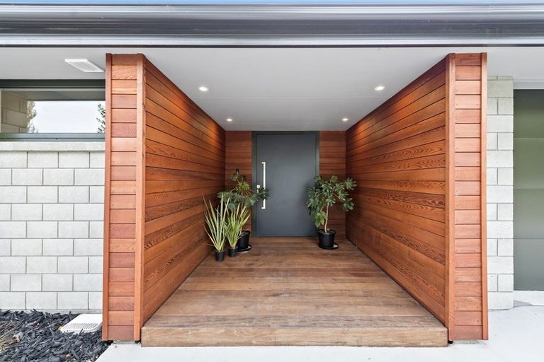 Photo of property in 13 Taiaroa Place, Southbridge, 7602