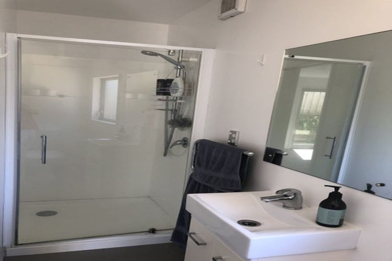 Photo of property in 5/12 Agra Crescent, Khandallah, Wellington, 6035