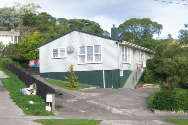 Photo of property in 39 Durham Street, Cannons Creek, Porirua, 5024